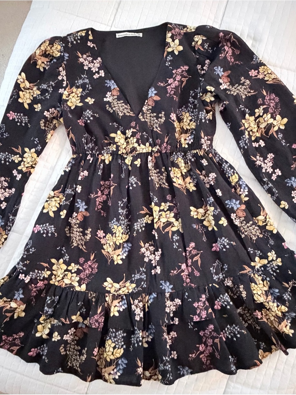Abercrombie & Fitch Black Floral Ruffle Mini Dress XSP With Pockets